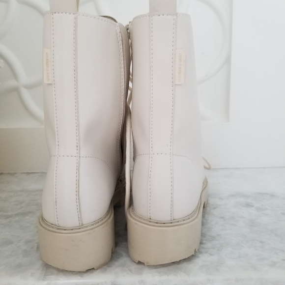 Charles and Keith boots sz 8 - Picture 9 of 15